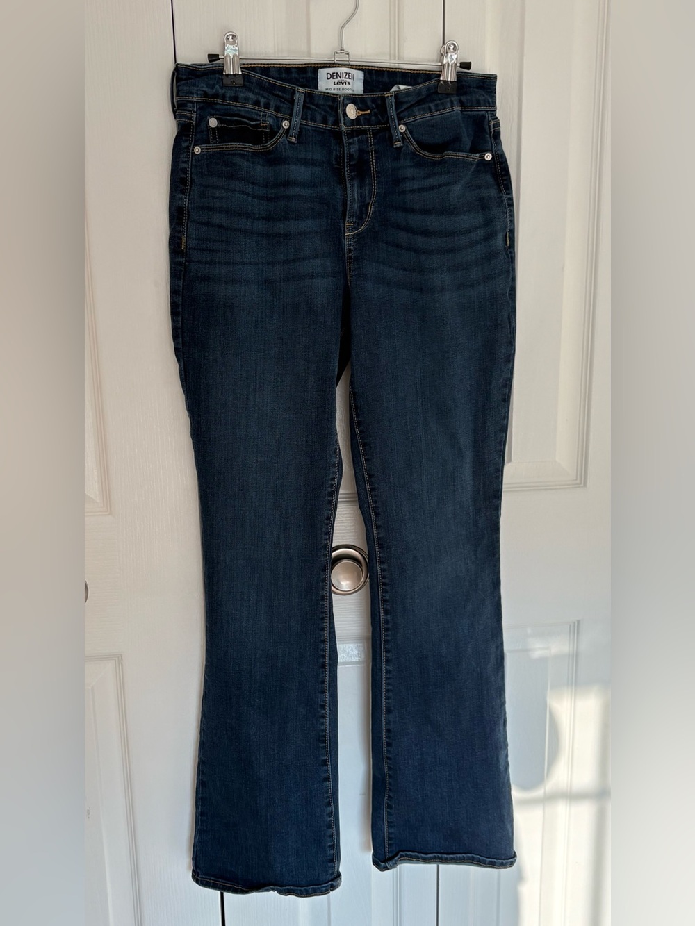 Denizen Levi’s Mid Rise Bootcut Dark Blue Jeans